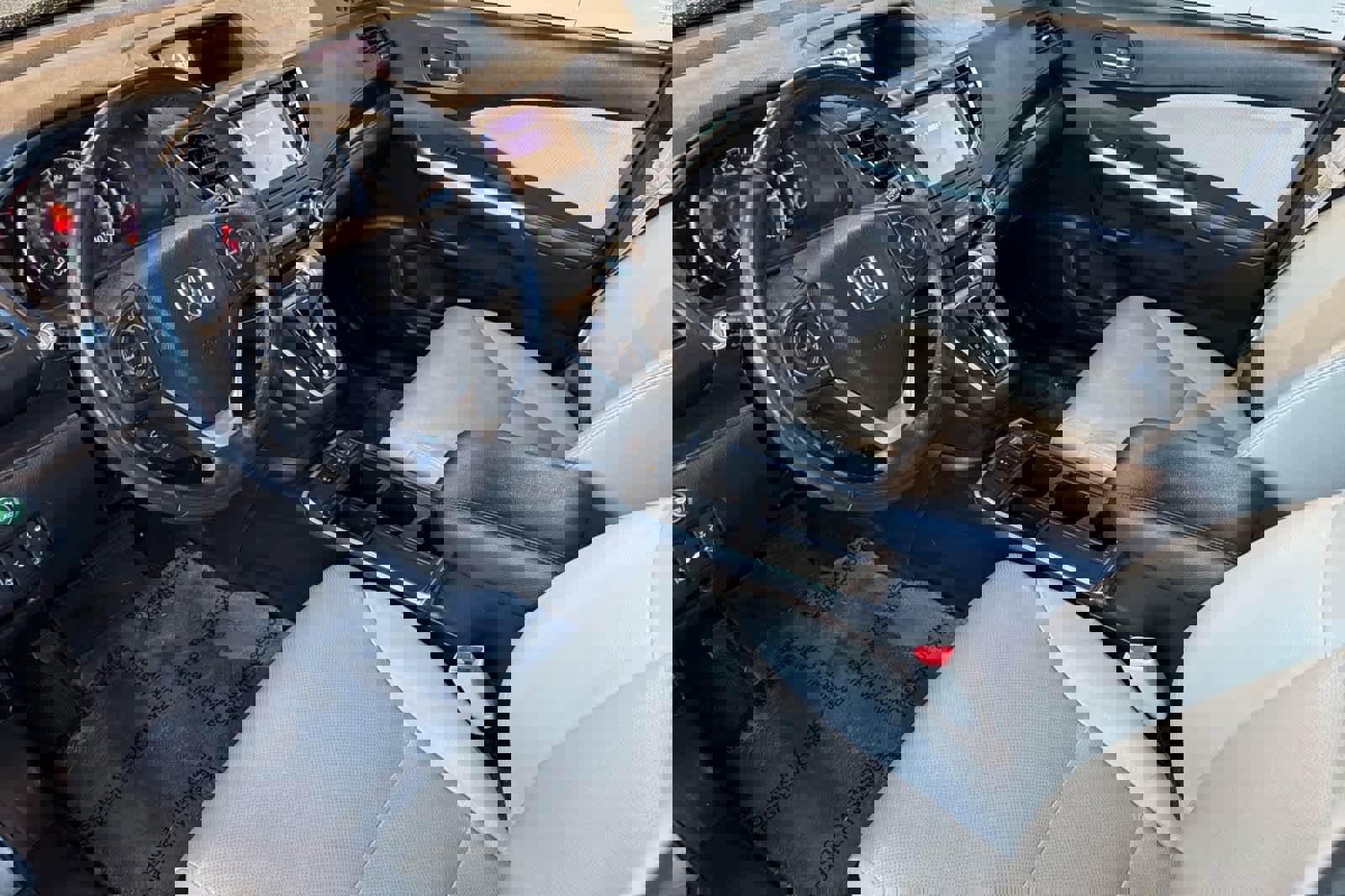 Used 2015 Honda CR-V Touring image 13