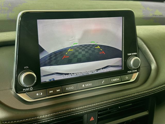 Used 2025 Nissan Rogue S FWD image 16