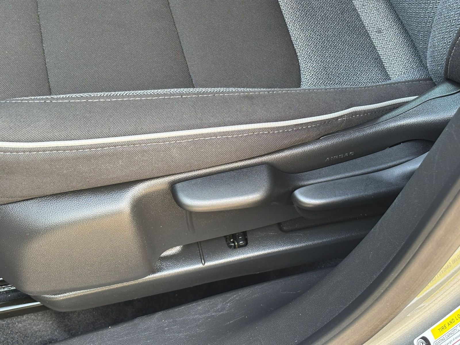 Used 2025 Chevrolet TrailBlazer LT FWD image 22