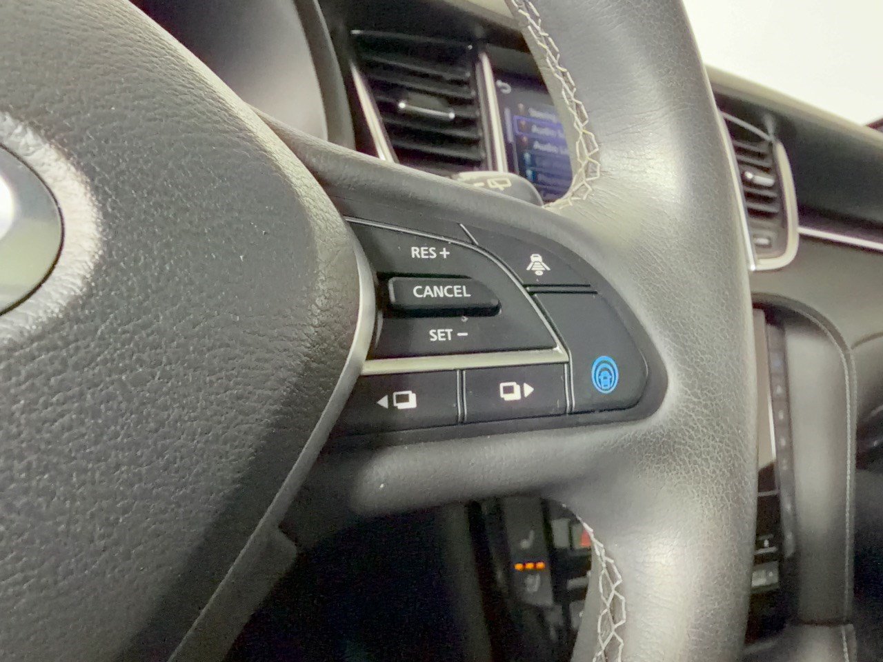 Used 2024 INFINITI QX50 Sport w/ Cargo Package FWD image 19