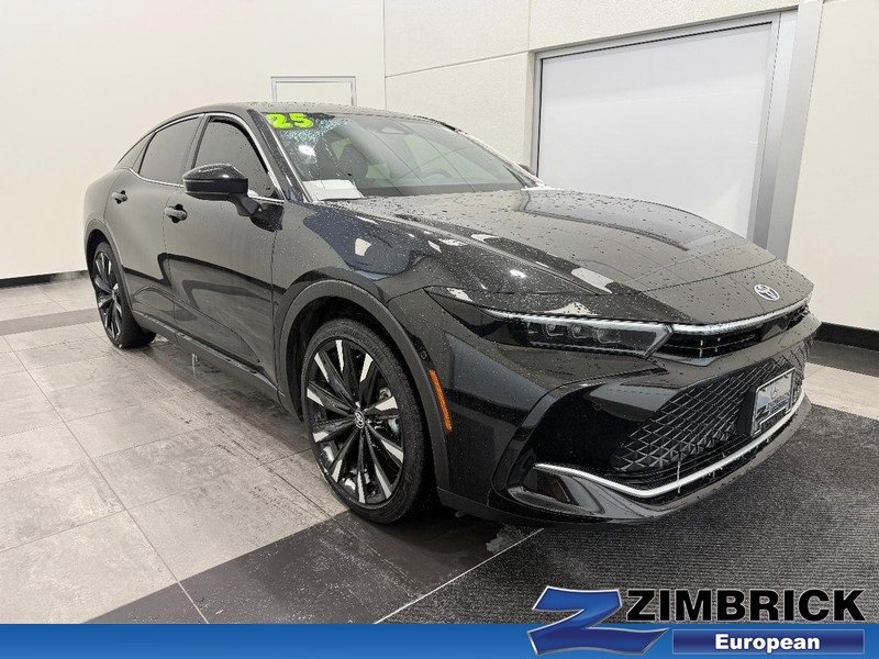 Used 2025 Toyota Crown Platinum image 1