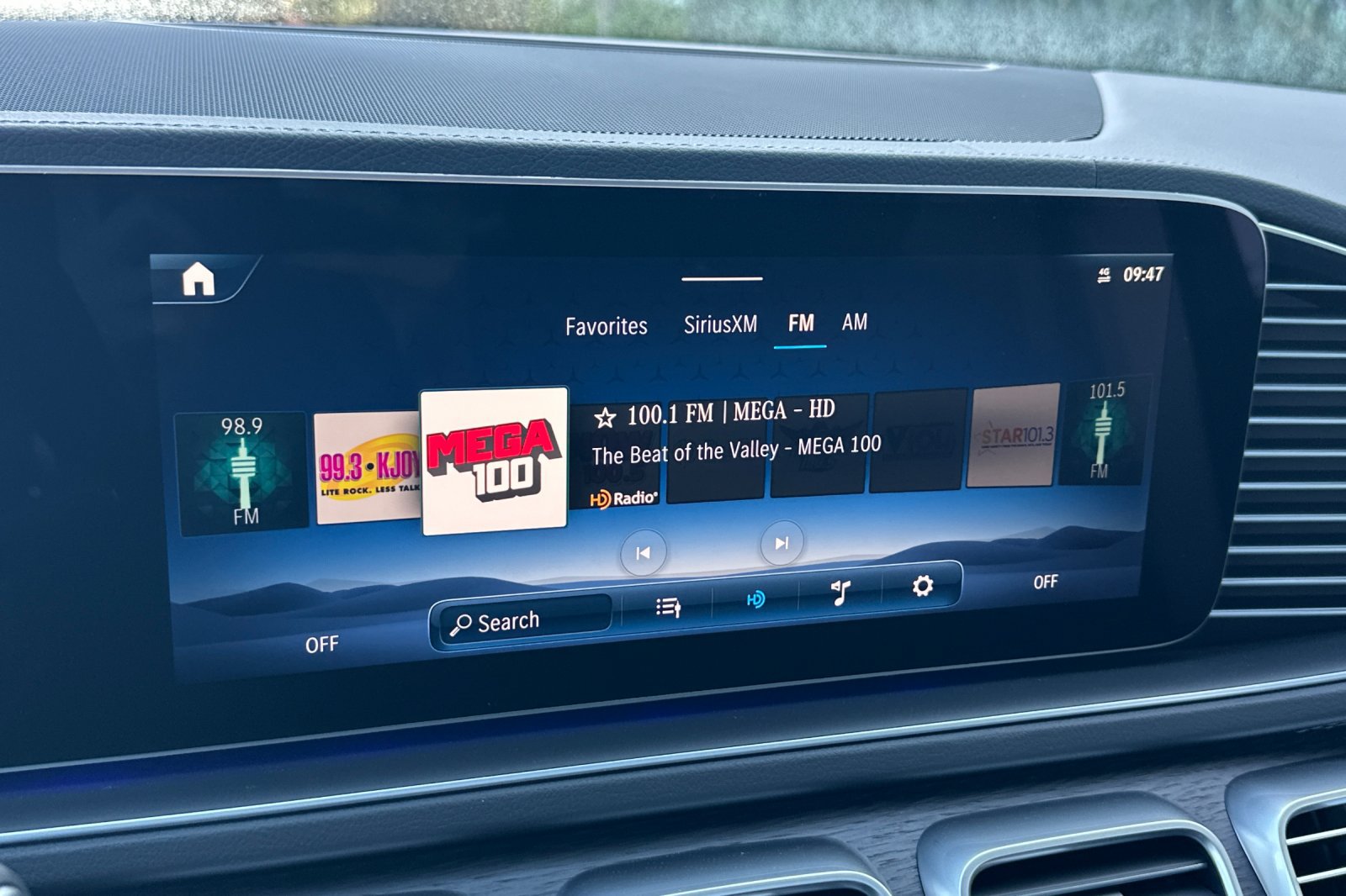 New 2026 Mercedes-Benz GLS 450 4MATIC image 19