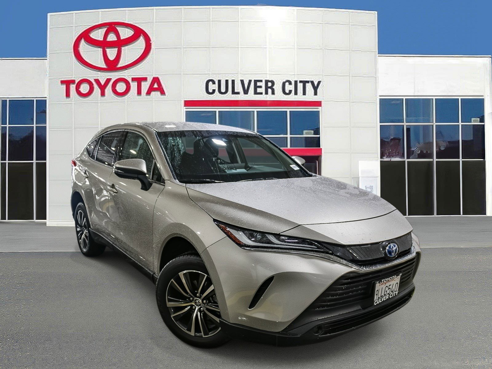 Certified 2024 Toyota Venza LE