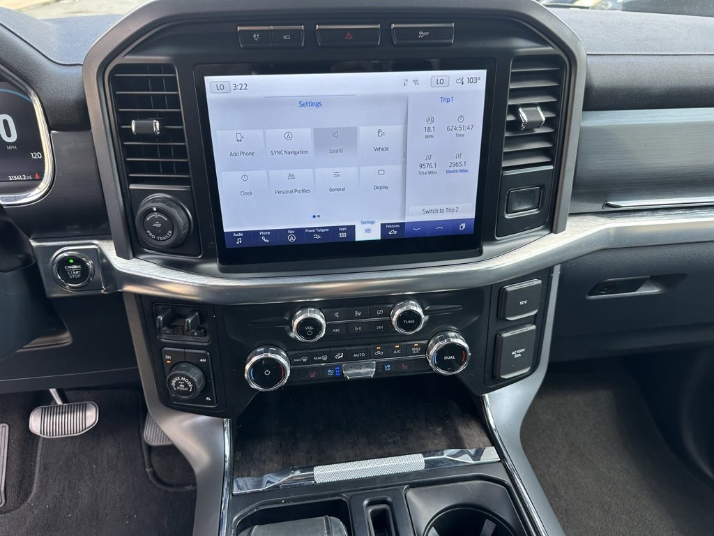 Used 2022 Ford F150 Lariat w/ Max Trailer Tow Package image 26