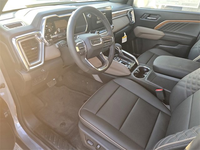 New 2026 GMC Canyon Denali image 18