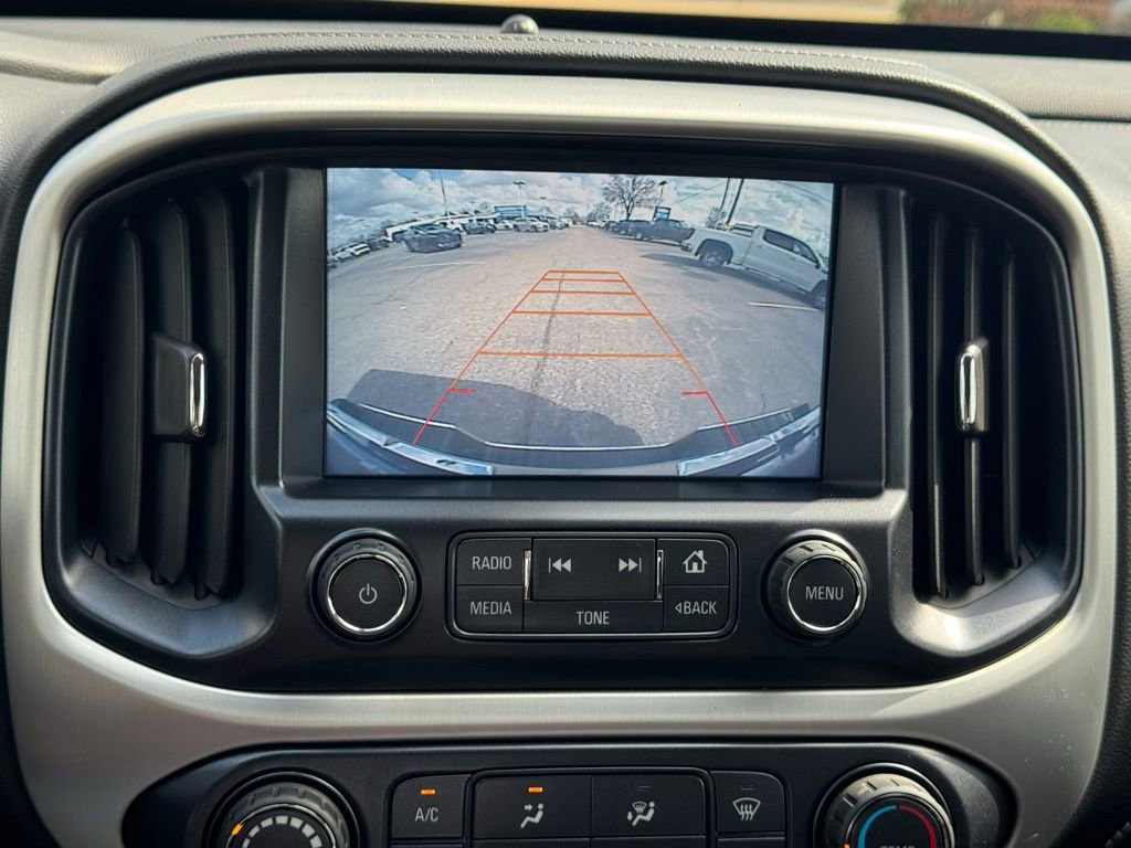 Used 2016 GMC Canyon SLE image 30