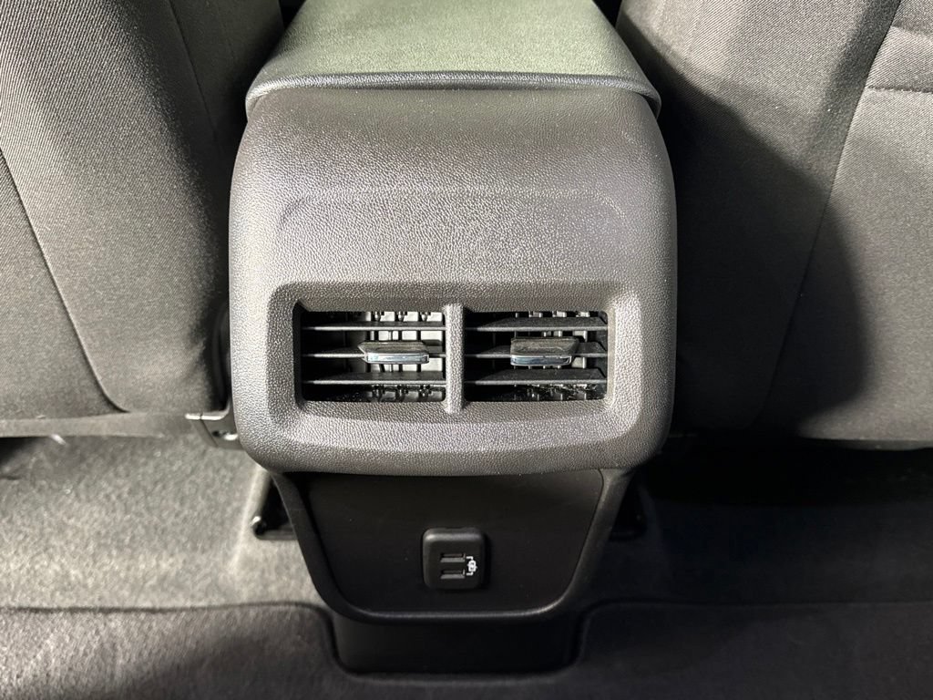 Certified 2024 Chevrolet Equinox LT AWD/4WD image 39