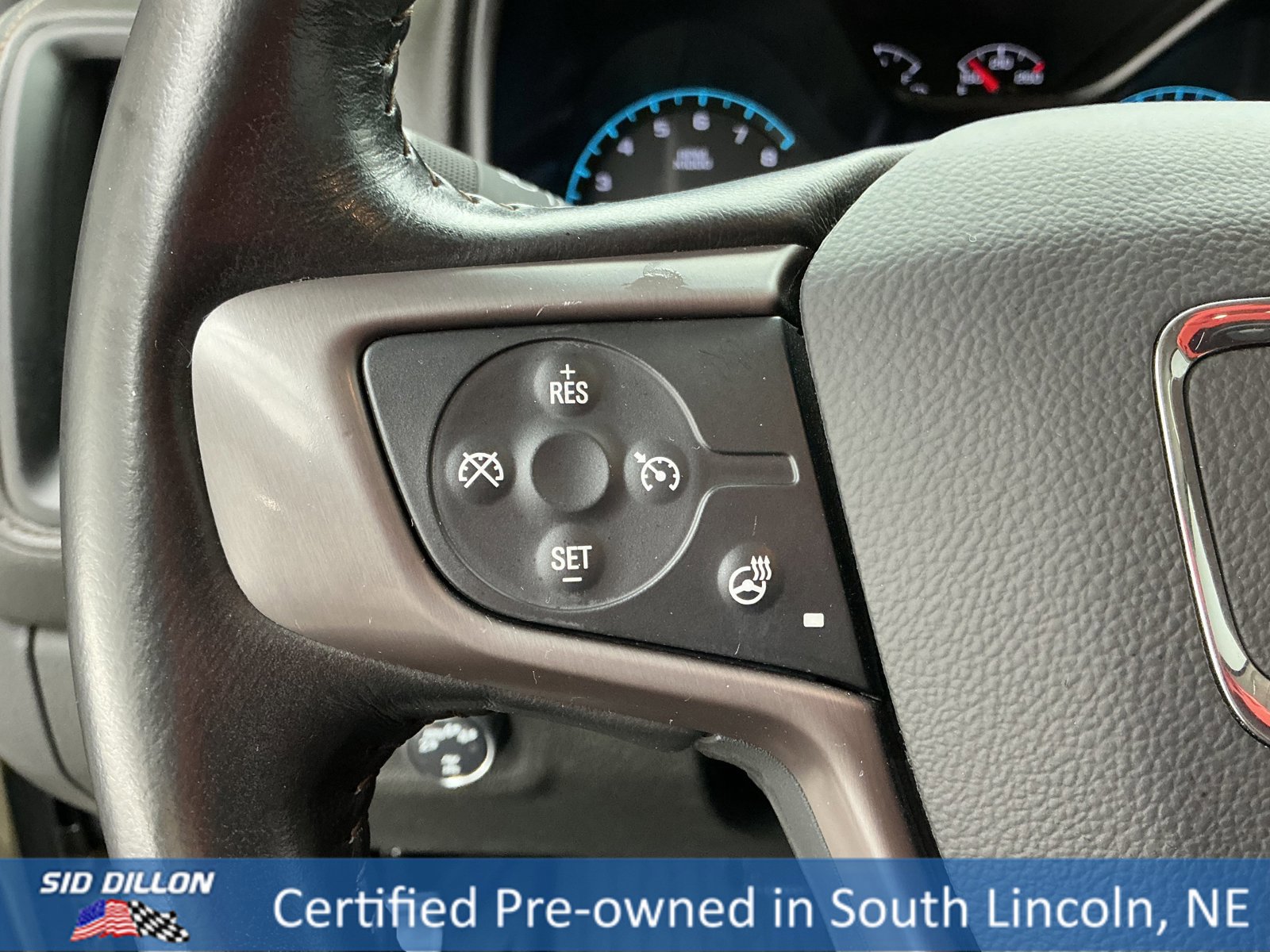 Used 2022 GMC Canyon AT4 image 9