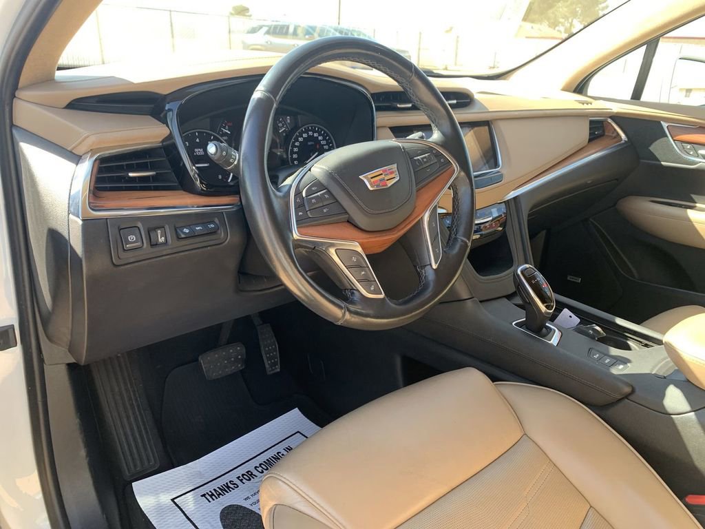 Used 2019 Cadillac XT5 Platinum AWD/4WD image 7