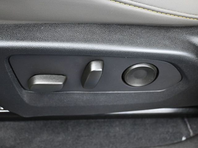 Used 2024 Chevrolet Colorado ZR2 w/ Technology Package image 11