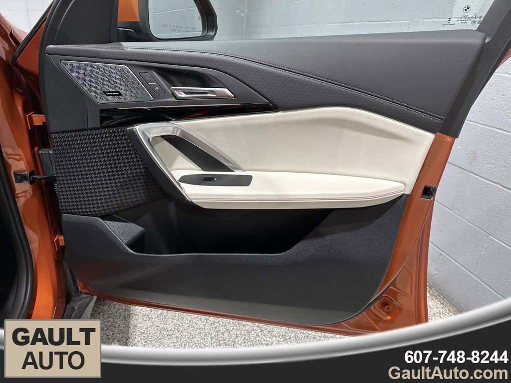 Certified 2025 BMW X2 xDrive28i w/ Premium Package image 16