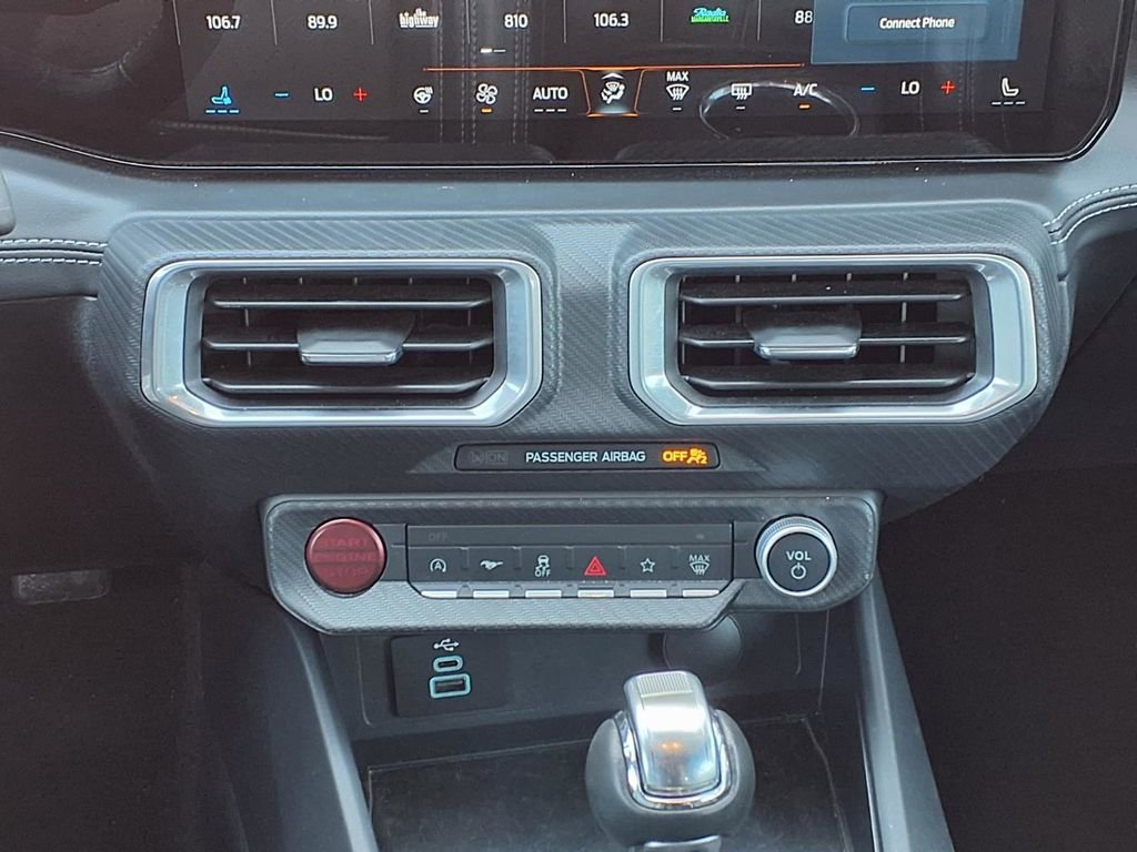 Used 2025 Ford Mustang Premium image 15