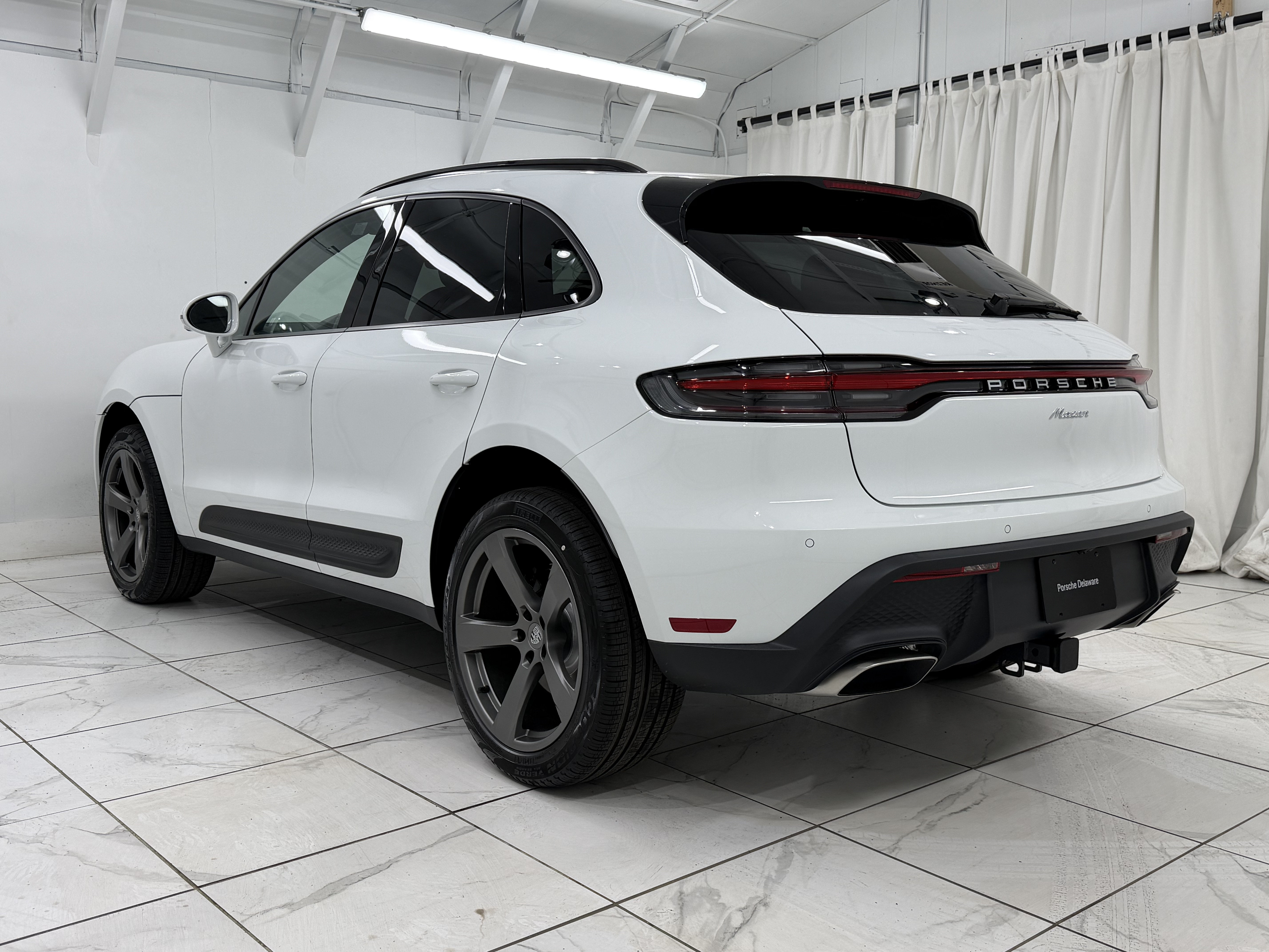 New 2026 Porsche Macan AWD/4WD image 14