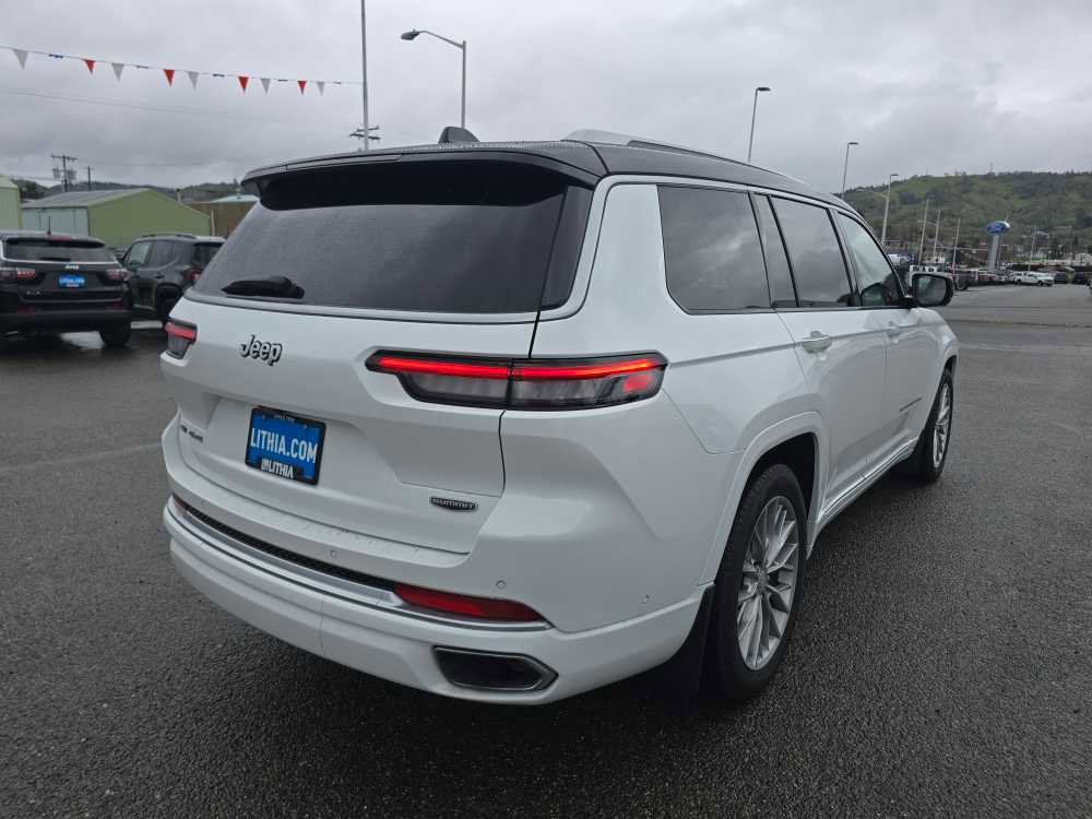 Used 2022 Jeep Grand Cherokee L Summit w/ Luxury Tech Group V image 5