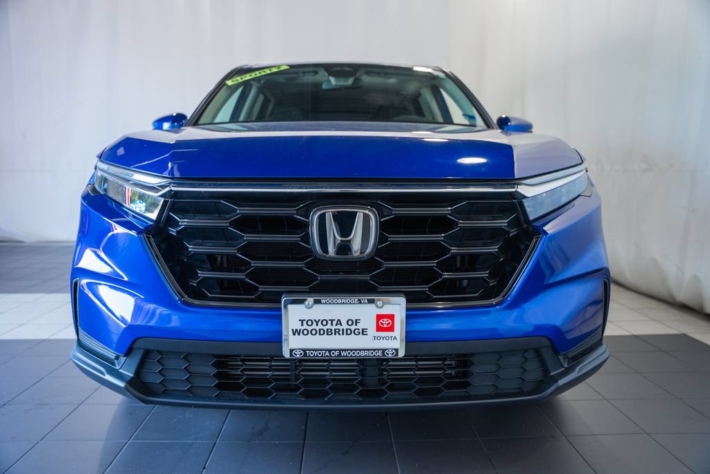 Used 2023 Honda CR-V EX image 2