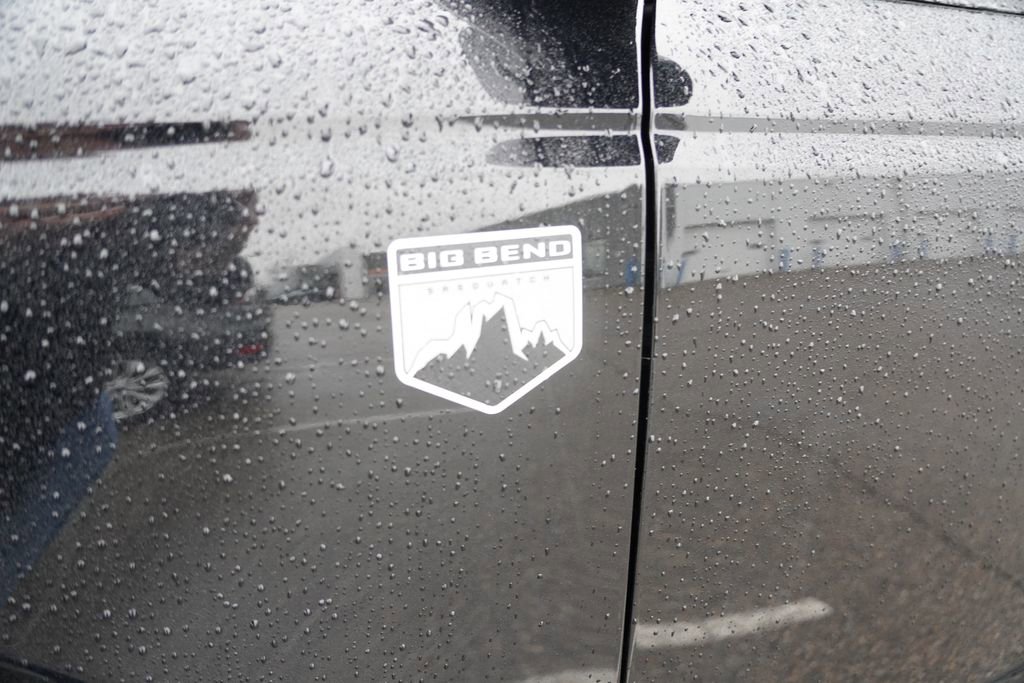 Certified 2023 Ford Bronco Big Bend w/ Sasquatch Package AWD/4WD image 16