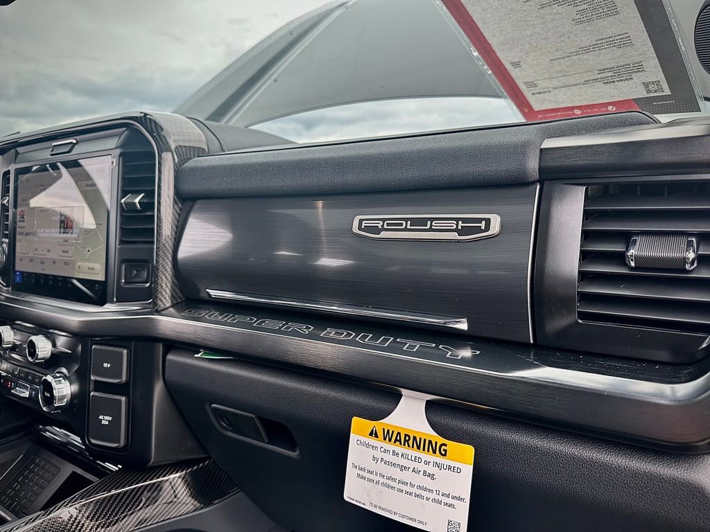 New 2026 Ford F250 Lariat w/ Black Appearance Package image 38