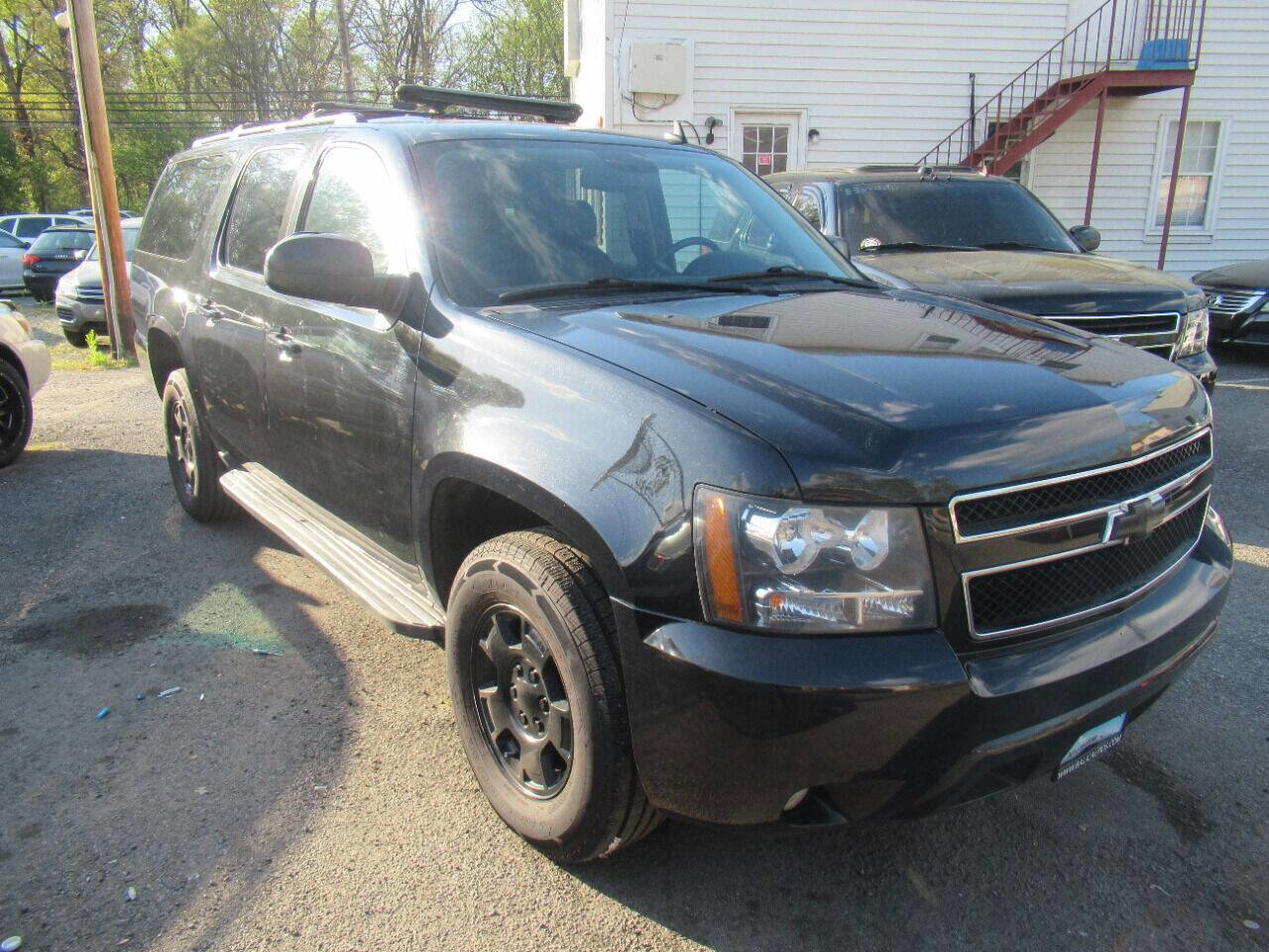 Used 2013 Chevrolet Suburban LS w/ Convenience Package 1 image 3