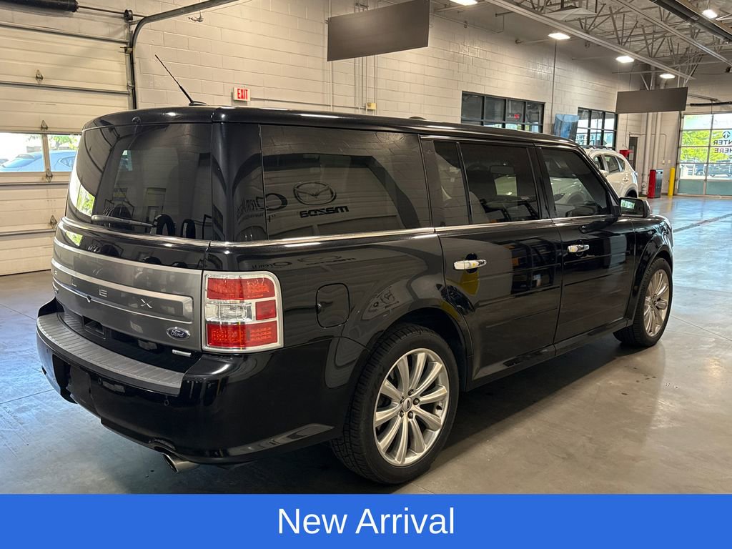 Used 2018 Ford Flex Limited w/ Equipment Group 303A AWD/4WD image 4