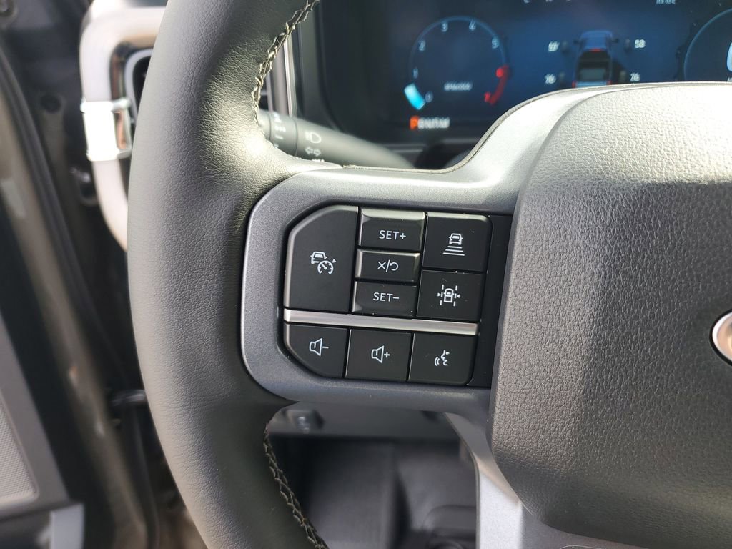 New 2026 Ford F350 4x4 Crew Cab Super Duty image 16