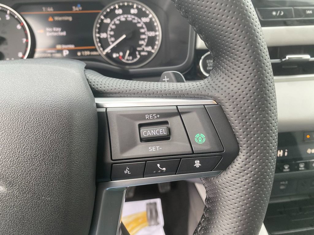 New 2026 Mitsubishi Outlander SE image 17