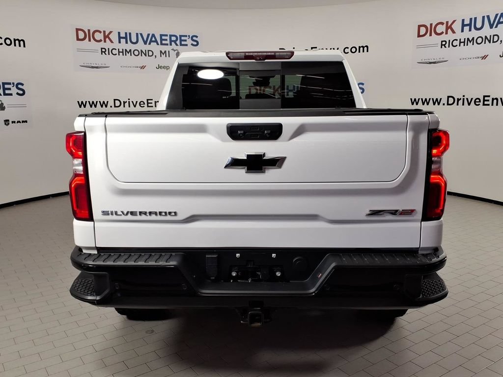 Used 2024 Chevrolet Silverado 1500 ZR2 w/ Technology Package AWD/4WD image 5