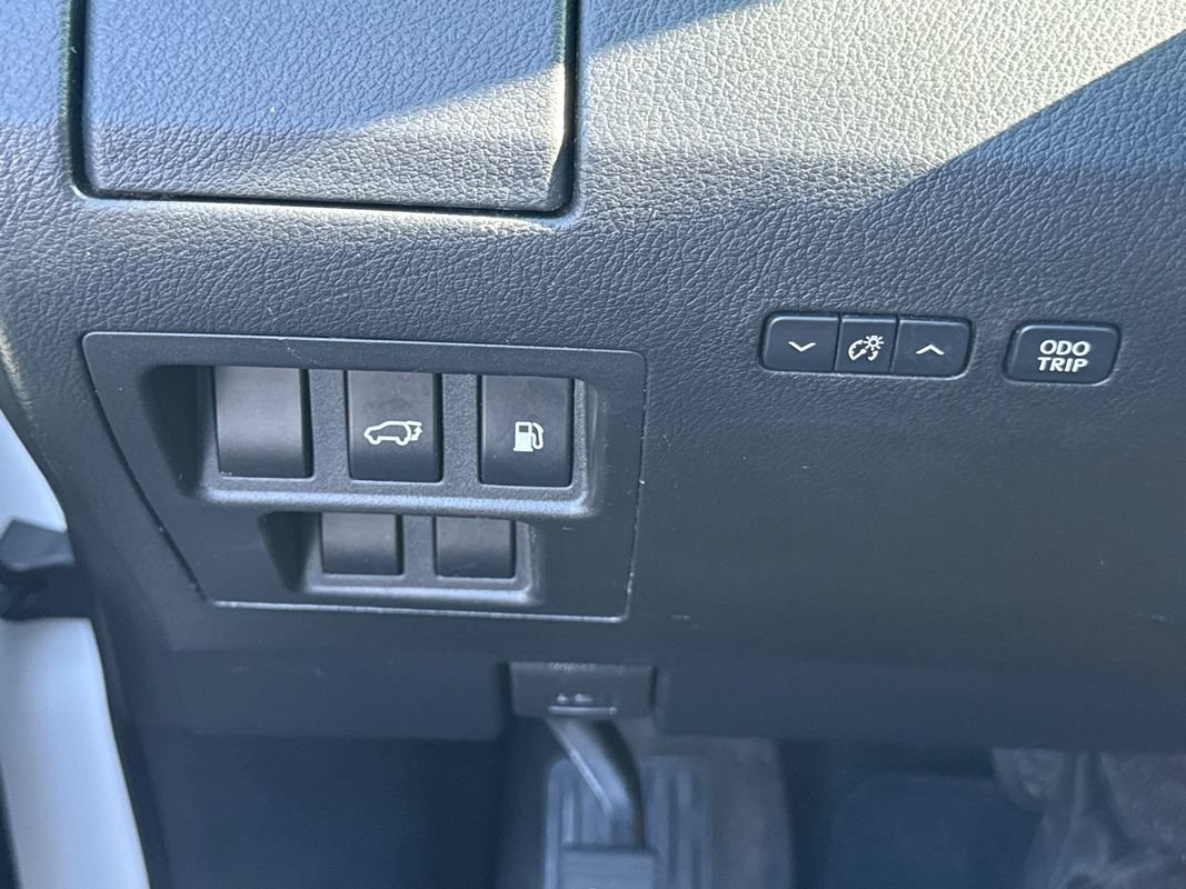 Used 2012 Lexus RX 350 AWD w/ Premium Pkg image 38