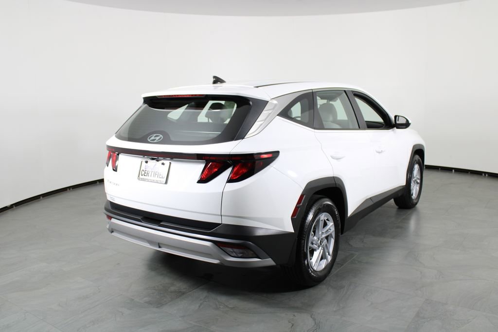 Certified 2026 Hyundai Tucson SE FWD image 16