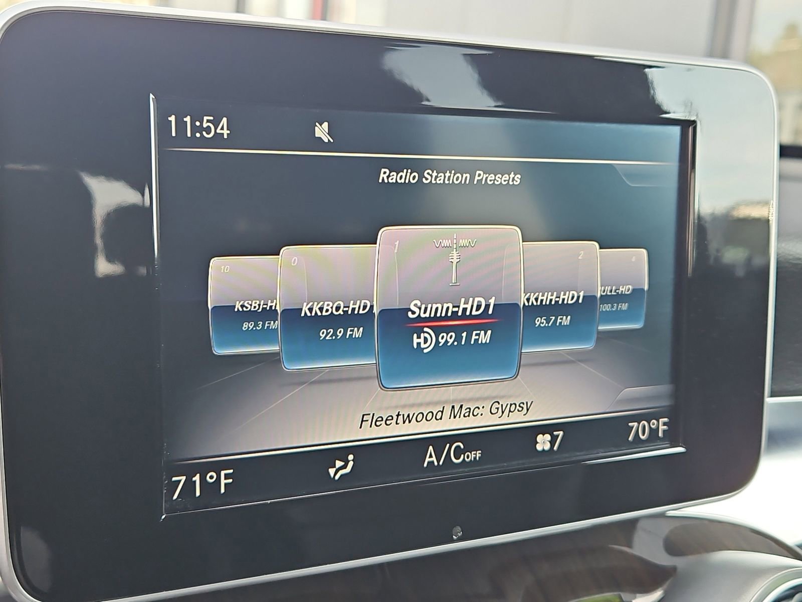 Used 2018 Mercedes-Benz GLC 300 GLC 300 image 24