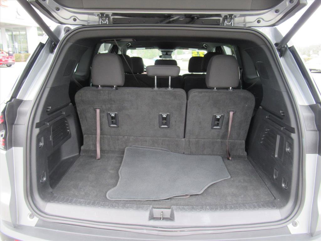 Used 2025 GMC Acadia Elevation image 27