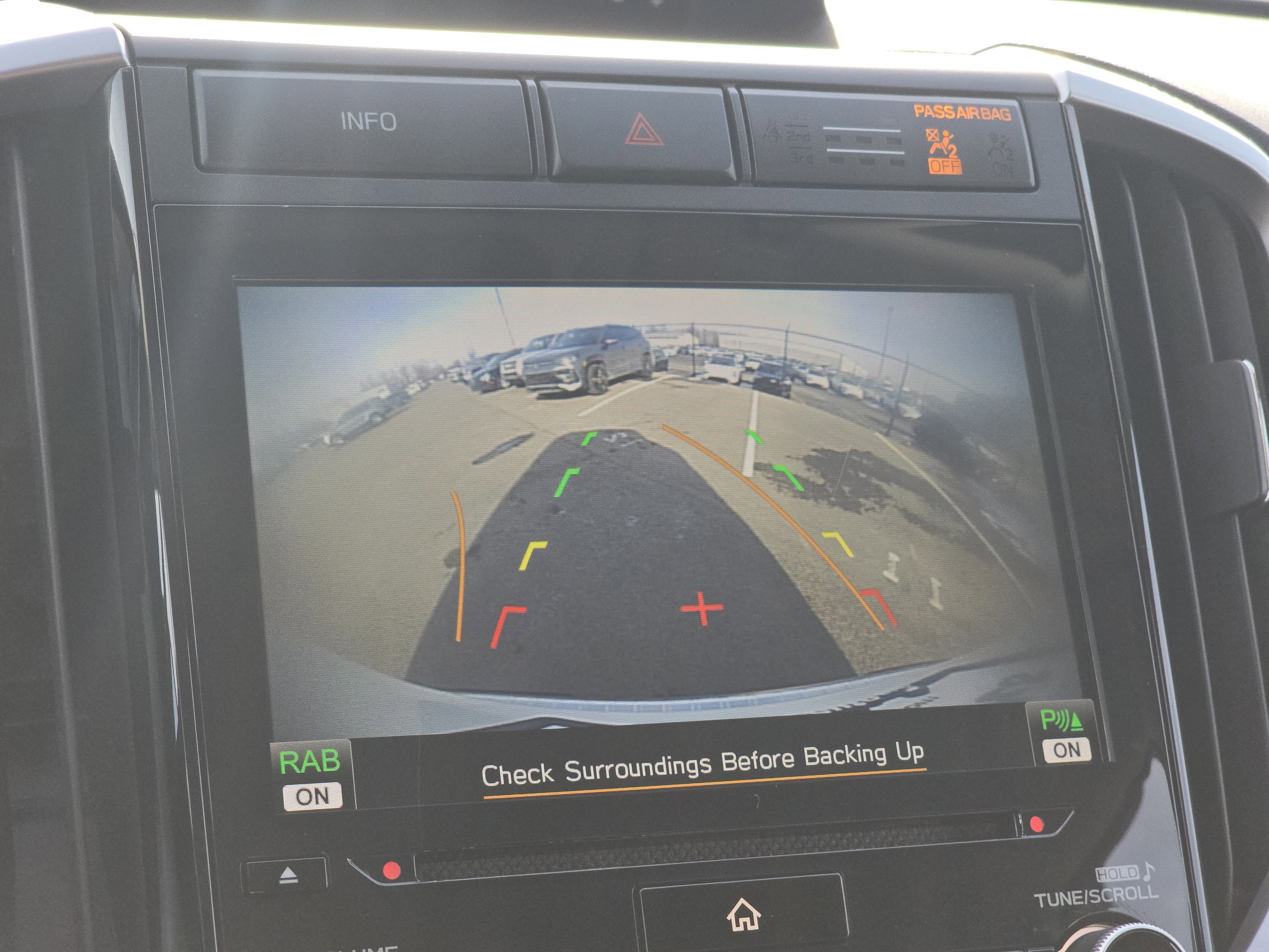 Used 2021 Subaru Ascent Premium w/ Convenience Package image 11