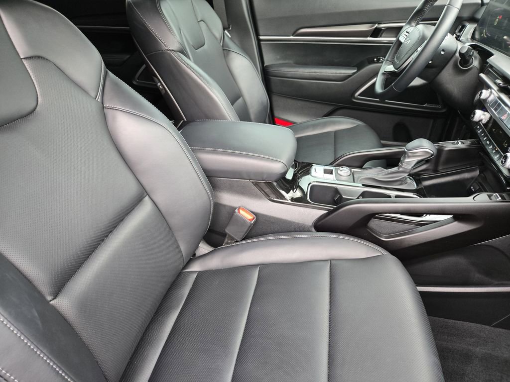 New 2025 Kia Telluride S image 10