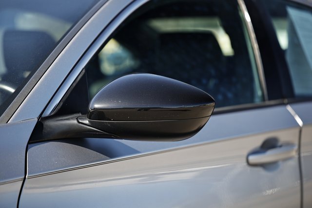 Used 2021 Honda Accord Sport image 3