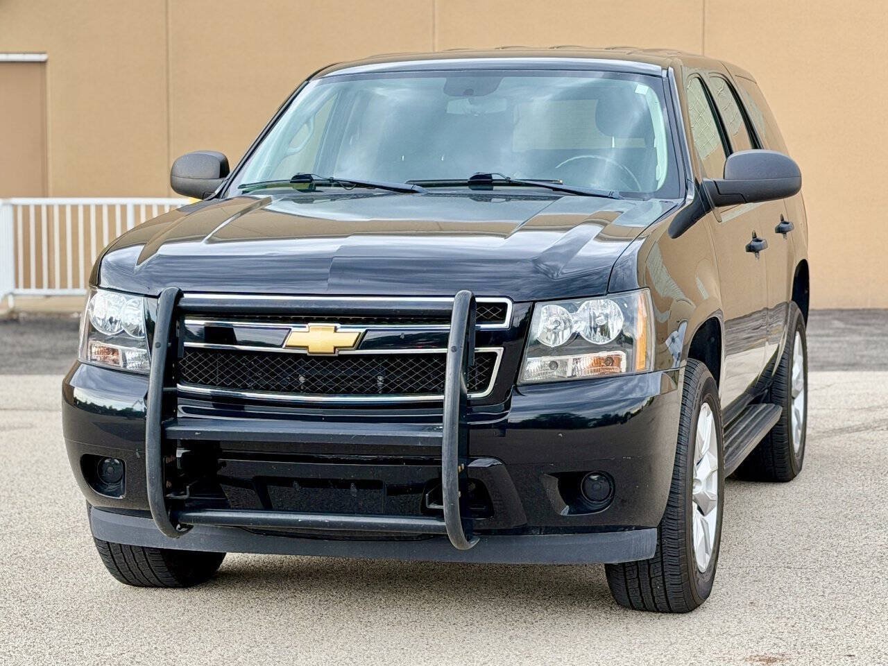 Used 2013 Chevrolet Tahoe 4WD image 3