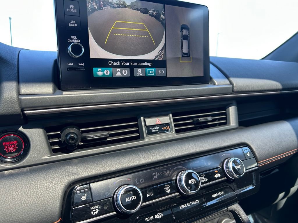 Used 2023 Honda Pilot TrailSport image 31