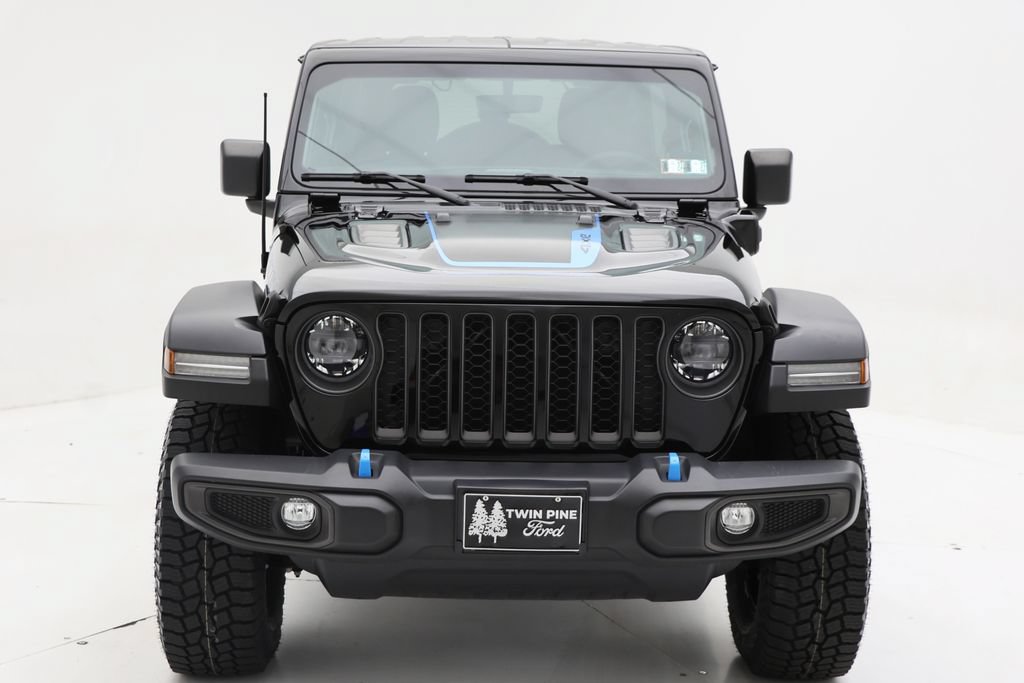 Used 2023 Jeep Wrangler Unlimited Rubicon 4xe w/ Cold Weather Group AWD/4WD image 5