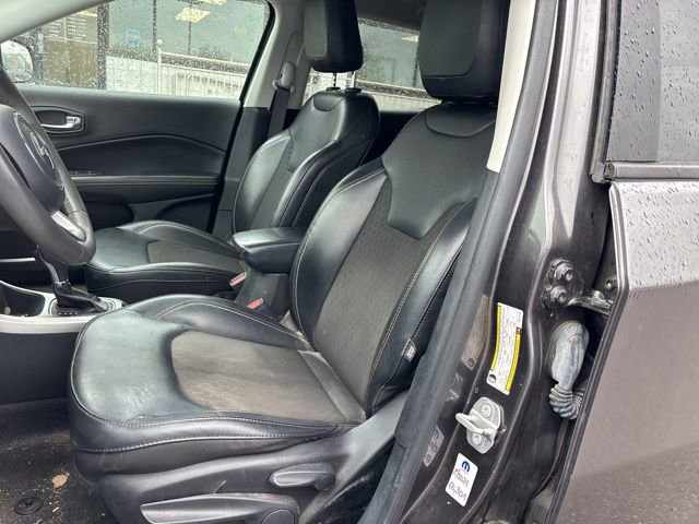 Used 2021 Jeep Compass Latitude image 11