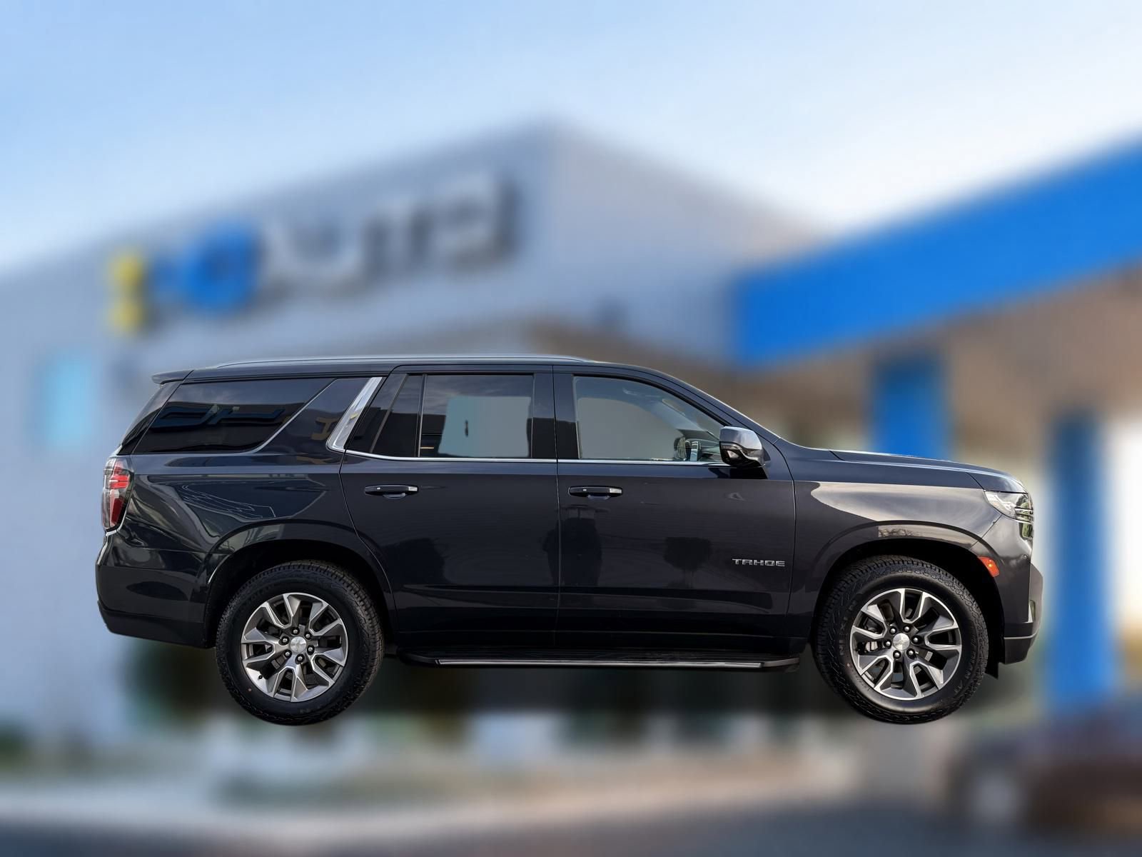 Used 2023 Chevrolet Tahoe LT w/ Luxury Package image 7