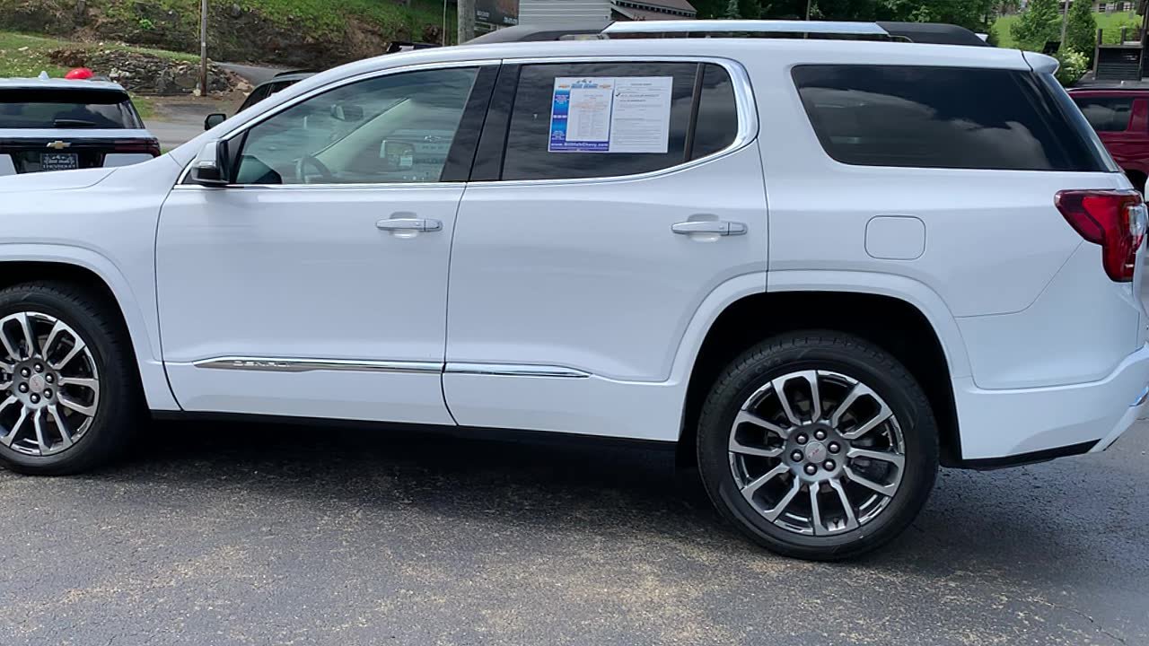 Used 2023 GMC Acadia Denali AWD/4WD image 2