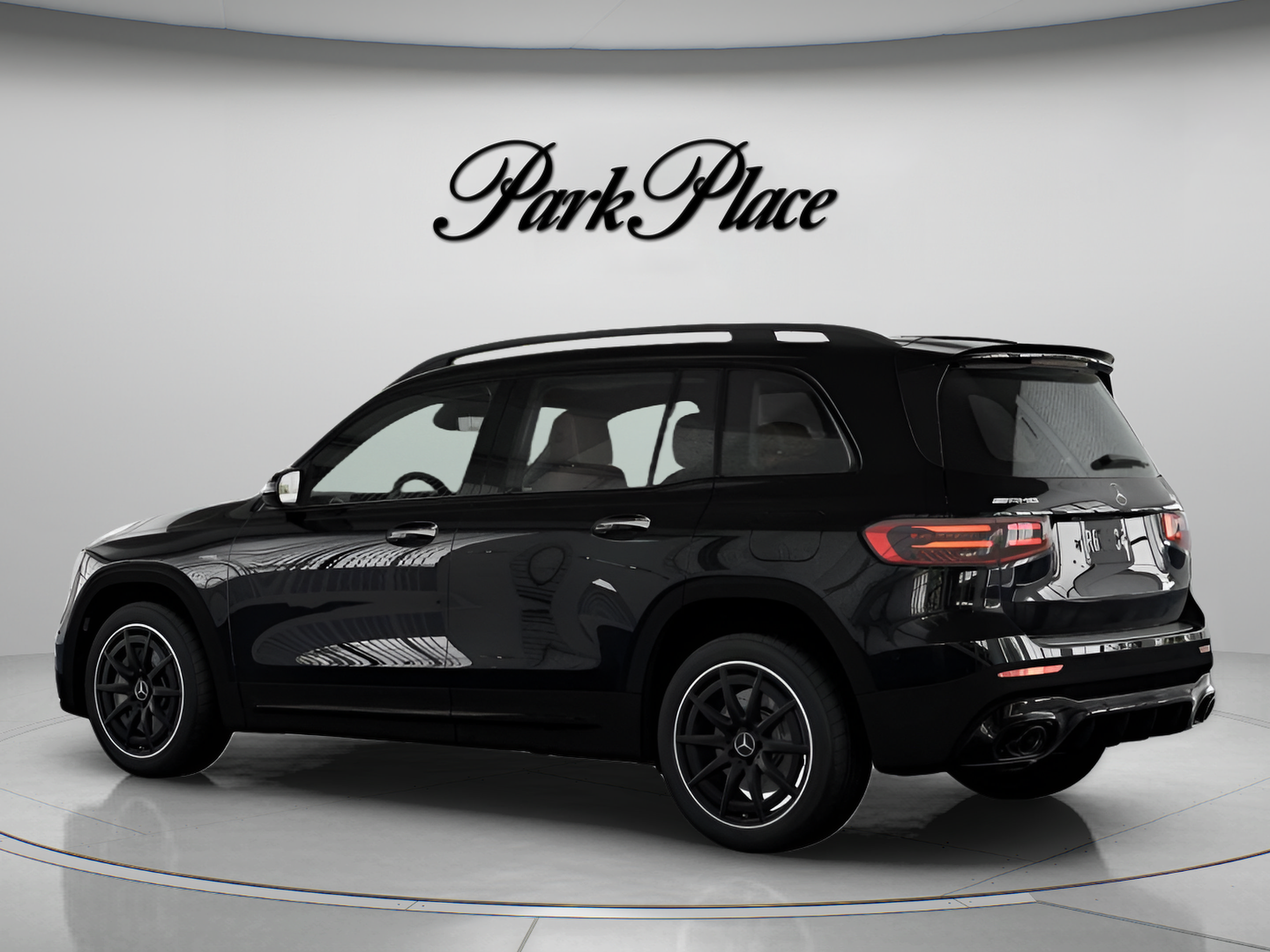 Used 2026 Mercedes-Benz GLB 35 AMG 4MATIC image 12