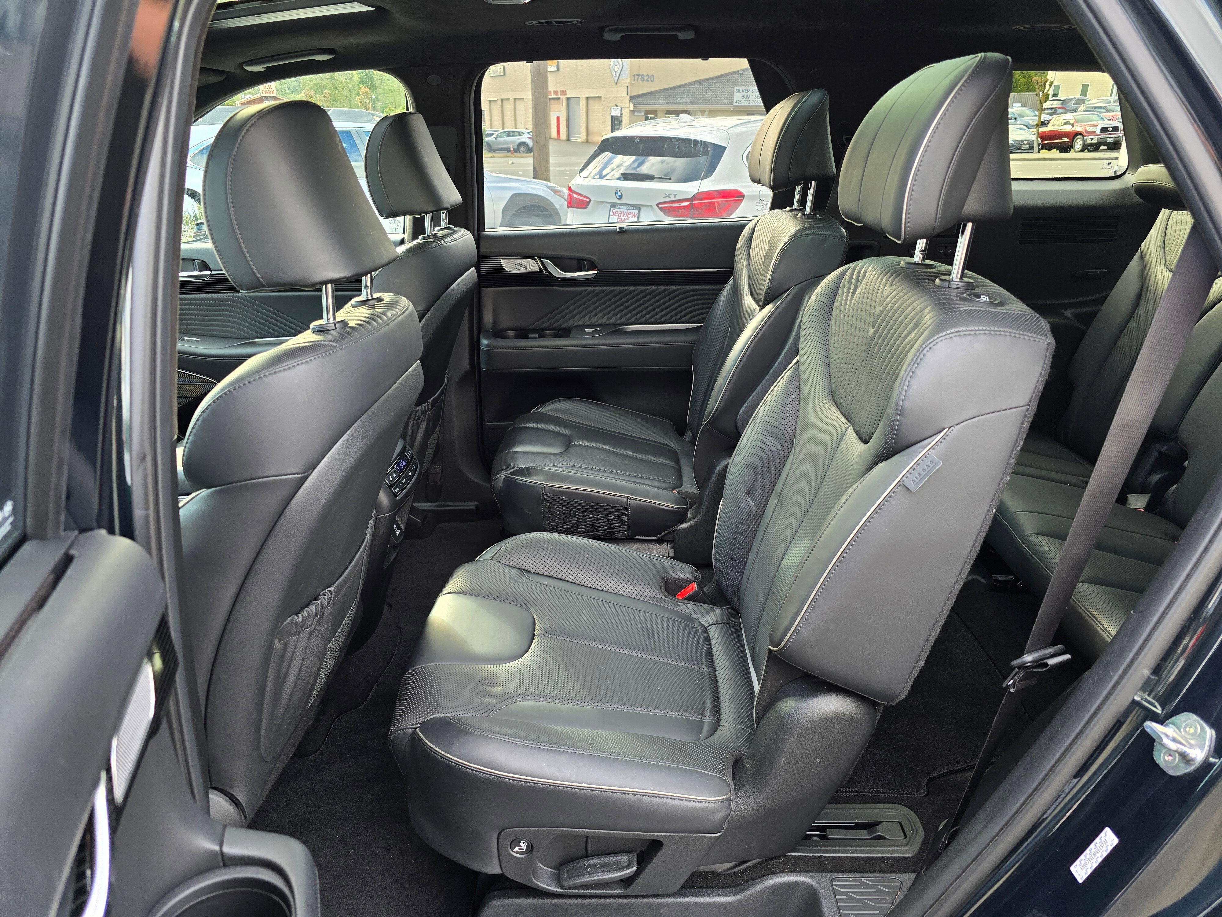 Used 2023 Hyundai Palisade Calligraphy AWD/4WD image 16