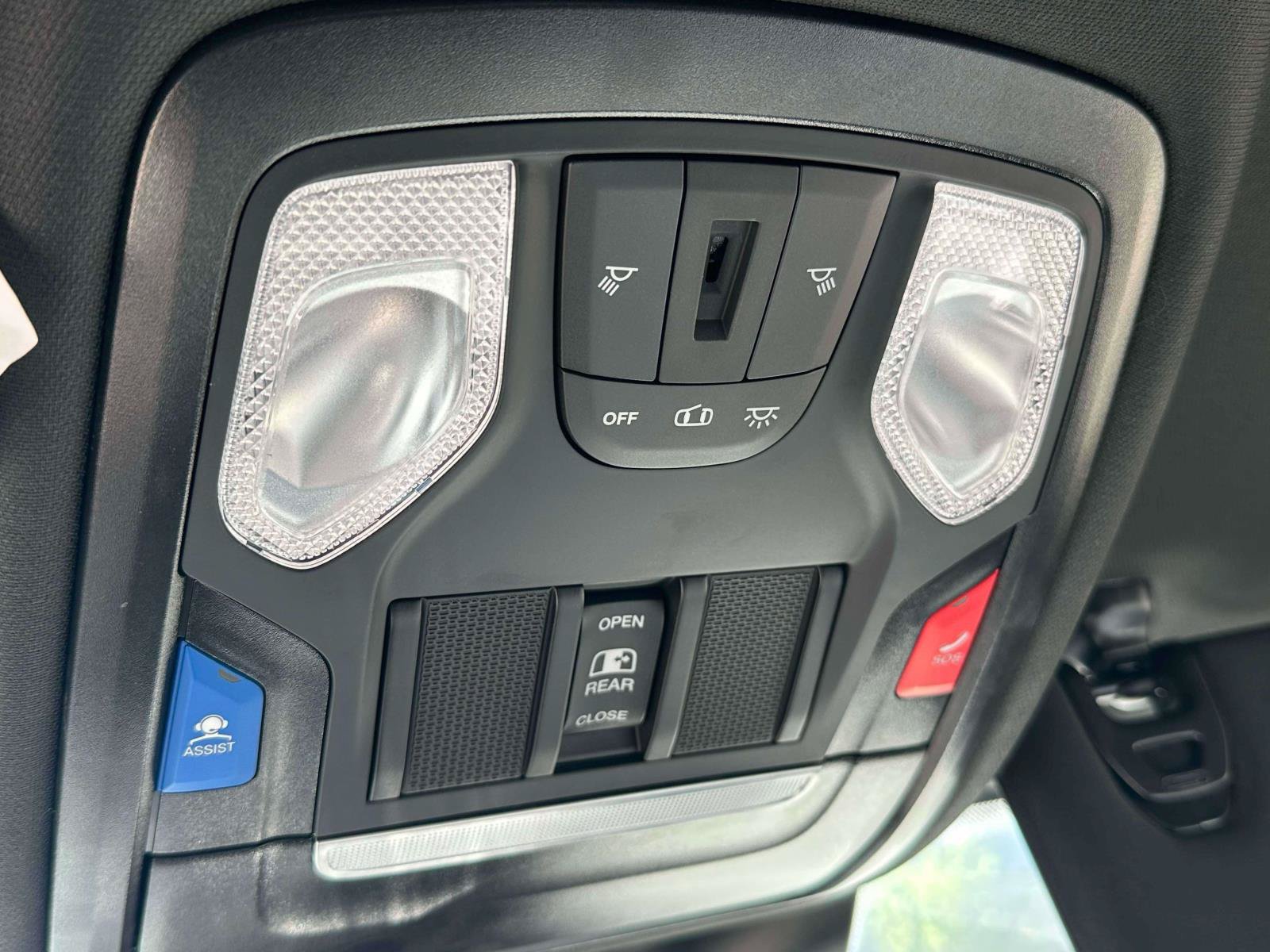 Used 2025 RAM 2500 Big Horn AWD/4WD image 26