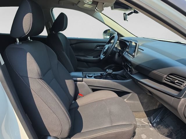 Used 2024 Nissan Rogue S AWD/4WD image 16