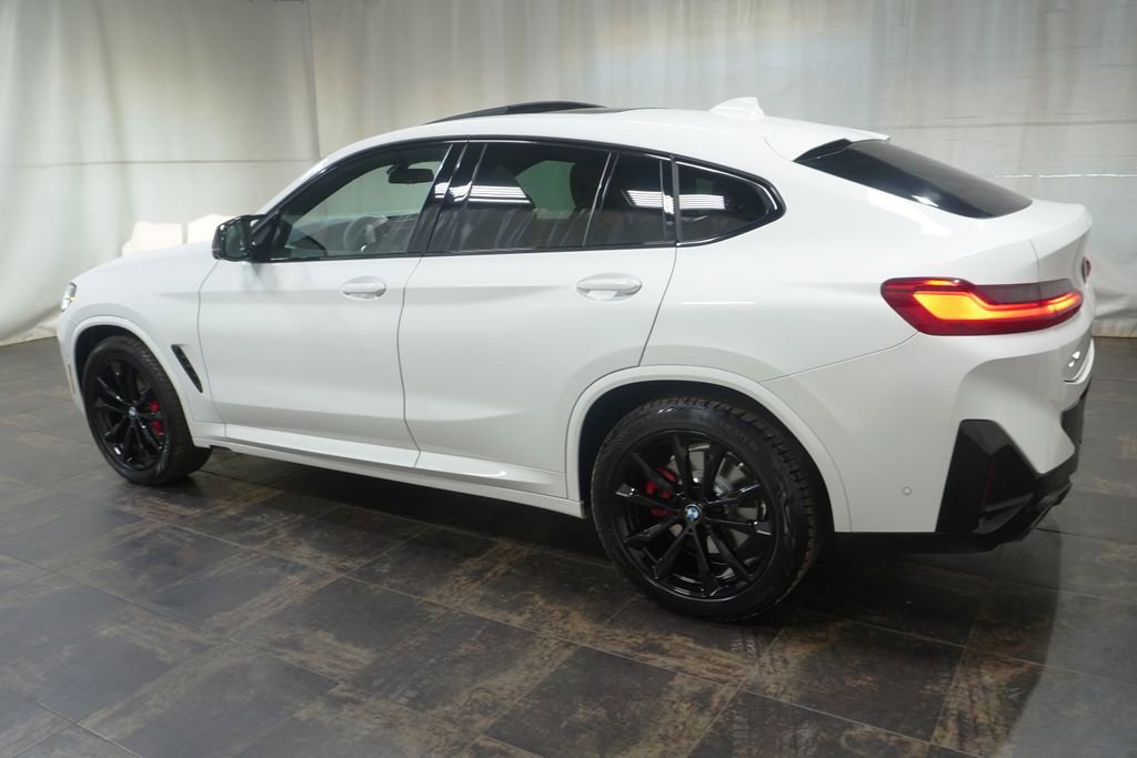 Used 2025 BMW X4 M40i image 7