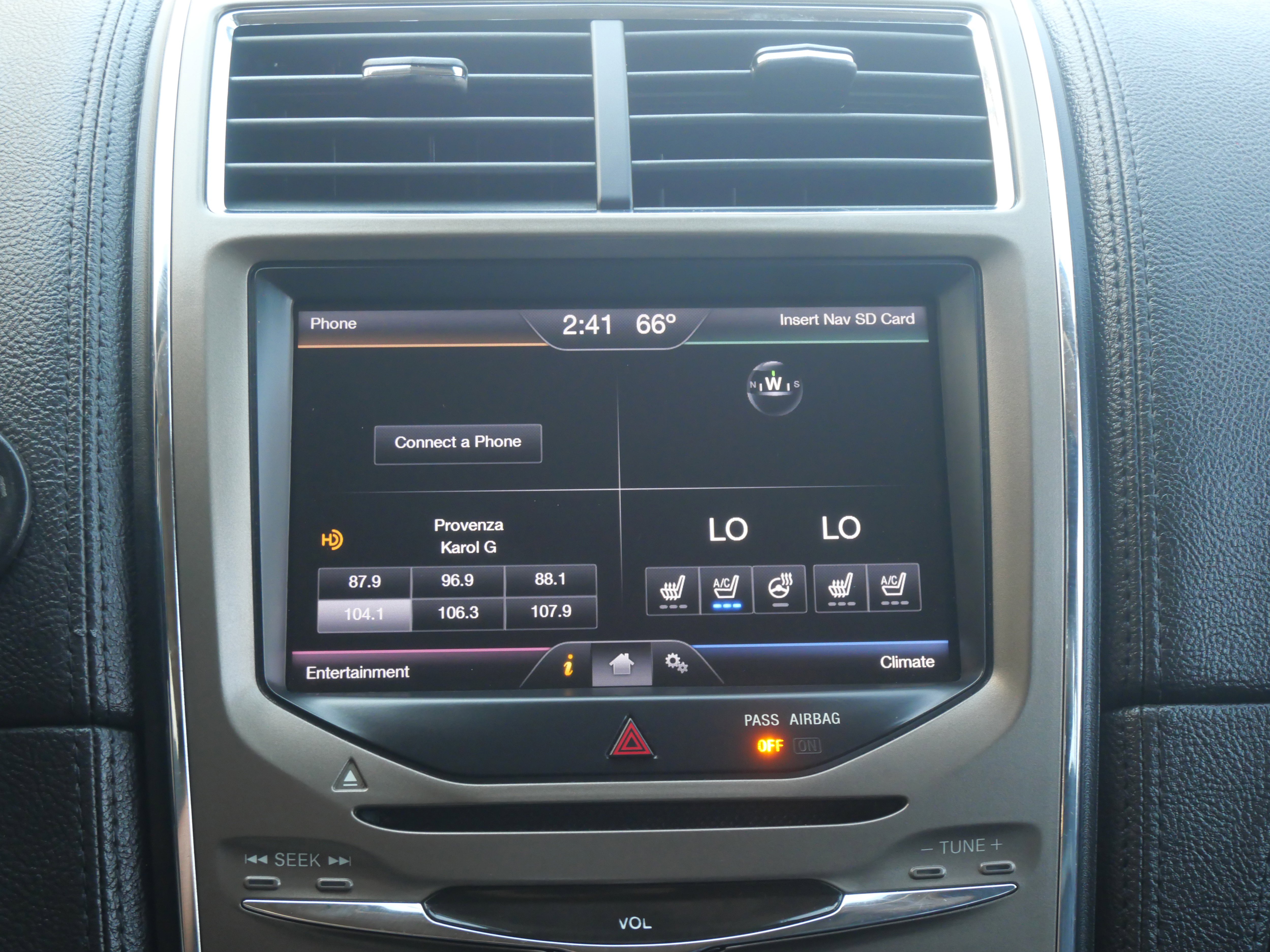 Used 2013 Lincoln MKX FWD image 25