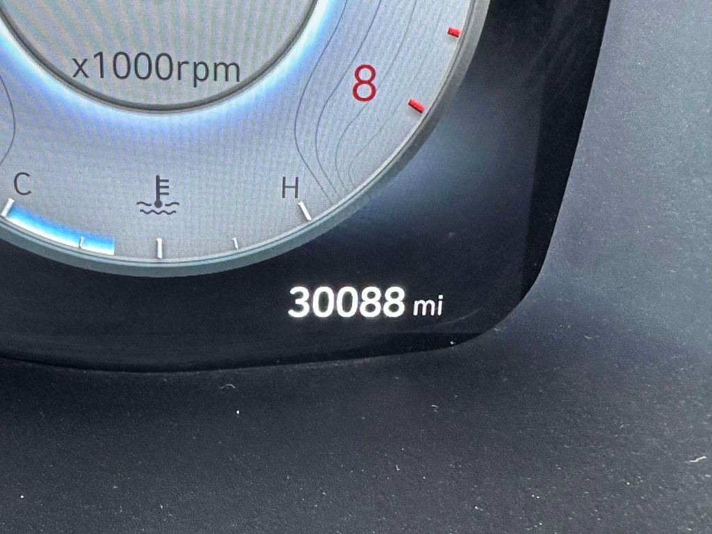 Used 2023 Hyundai Santa Fe Calligraphy image 34