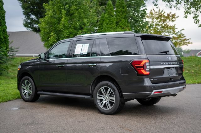 Used 2024 Ford Expedition Limited AWD/4WD image 7