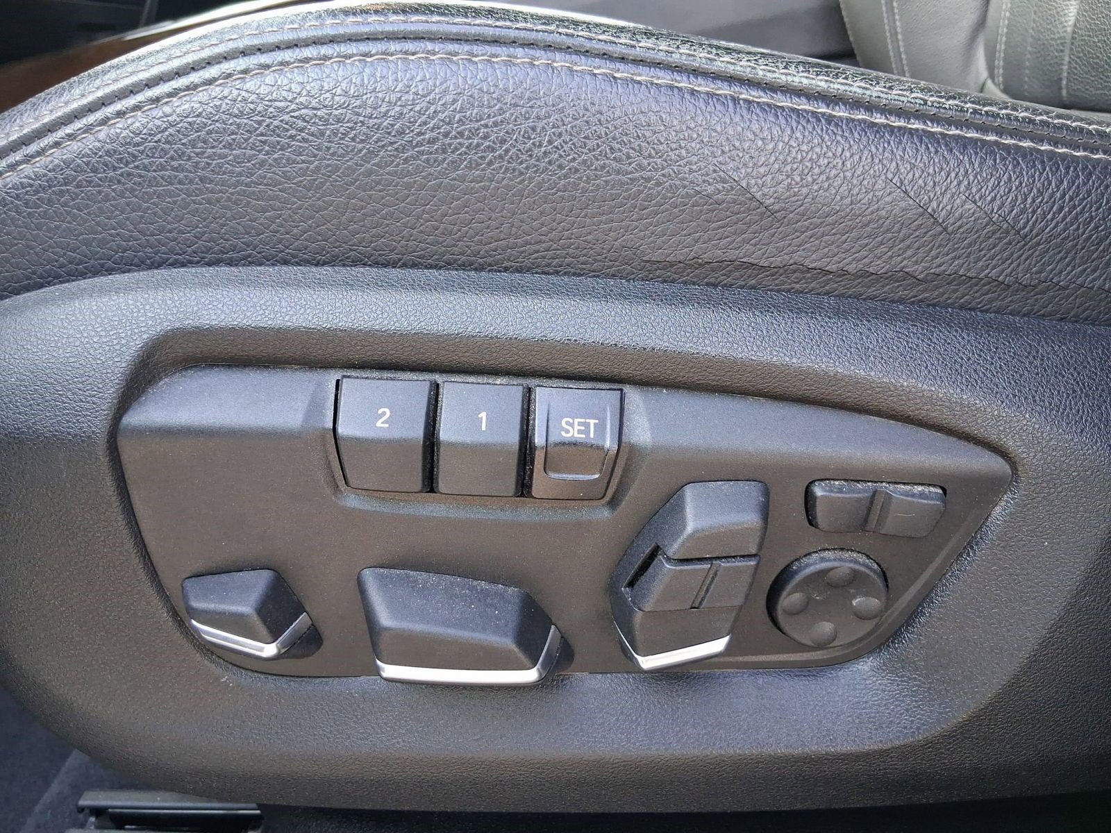 Used 2018 BMW X5 xDrive35d image 12