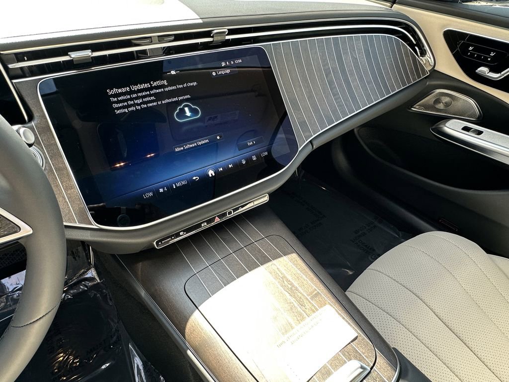New 2026 Mercedes-Benz E 450 4MATIC Sedan image 31