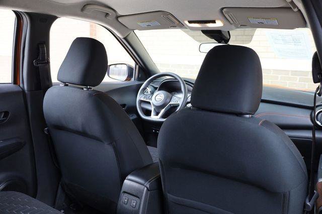 Used 2023 Nissan Kicks SR FWD image 21